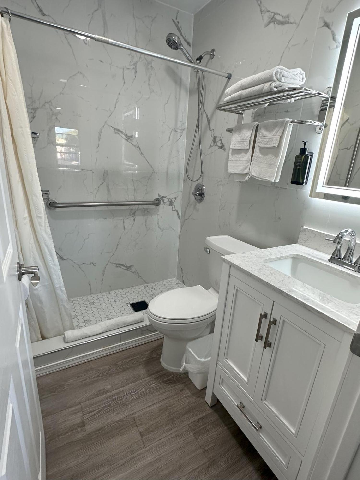 Venice Gardens Sunshine Inn & Suites Venice, Florida المظهر الخارجي الصورة